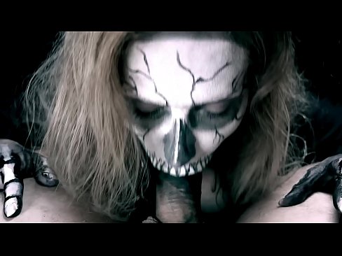 ❤️ Demon nighean sucking cock le a beul dubh agus slugadh cum. ❤❌  Porno  leinn  ﹏